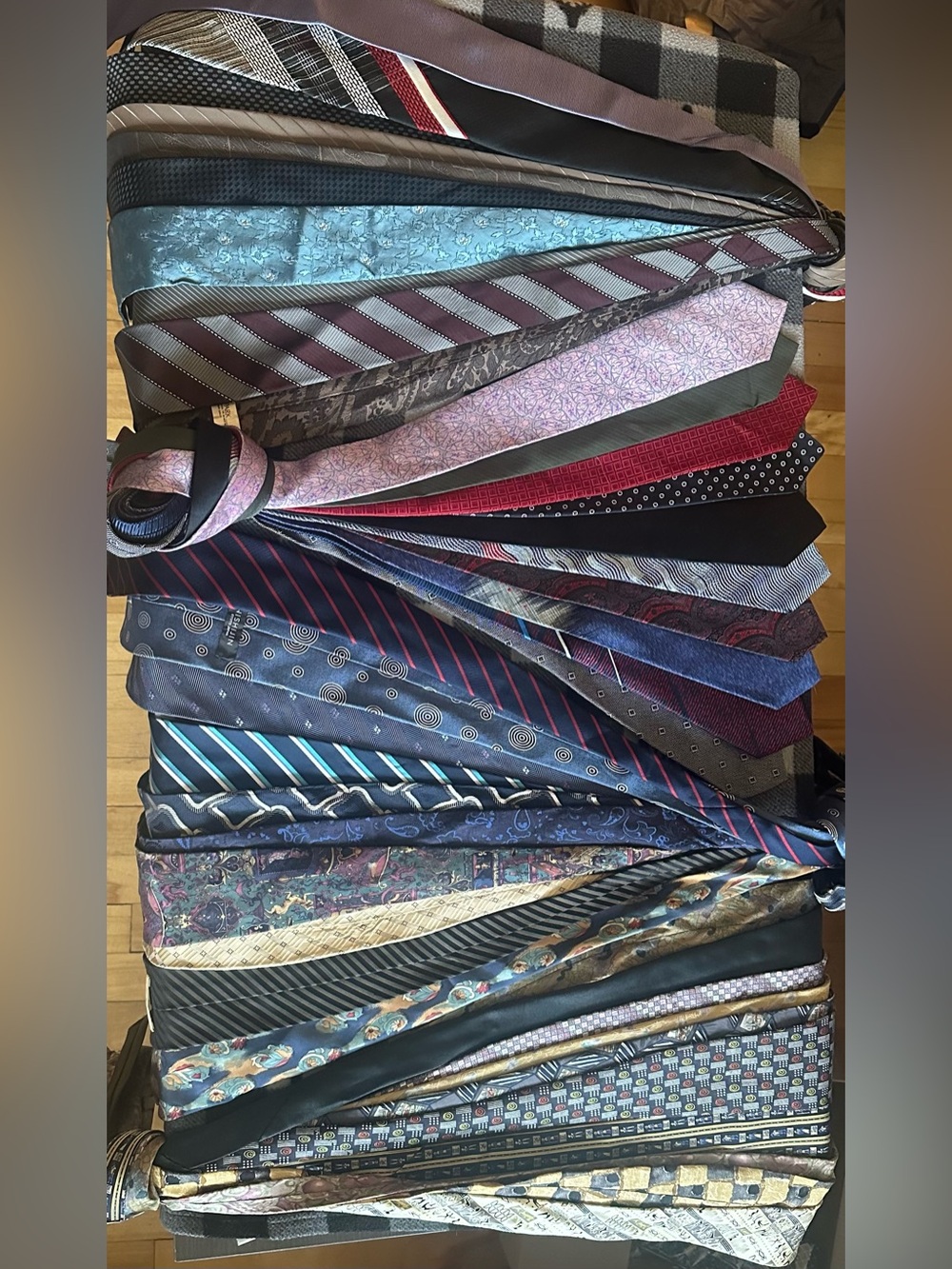 10 random designer ties - Picture 6 of 7